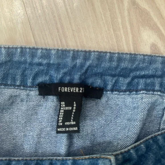 Forever 21 Denim Skirt - Picture 5 of 6